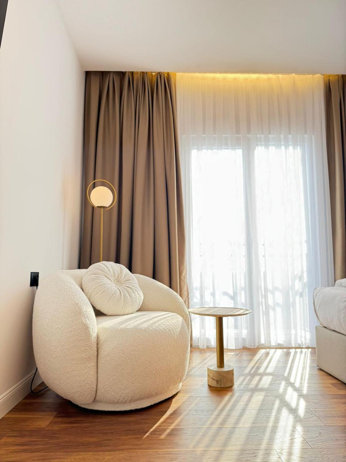Hotel Jurgen Lezhë Eksteriør bilde